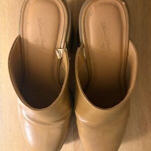 Universal Thread Brown Leather Mules